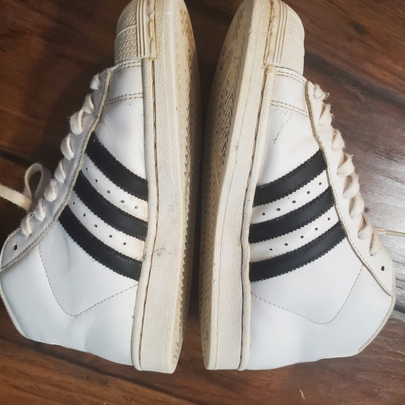 PRO MODEL Adidas - Picture 2 of 7